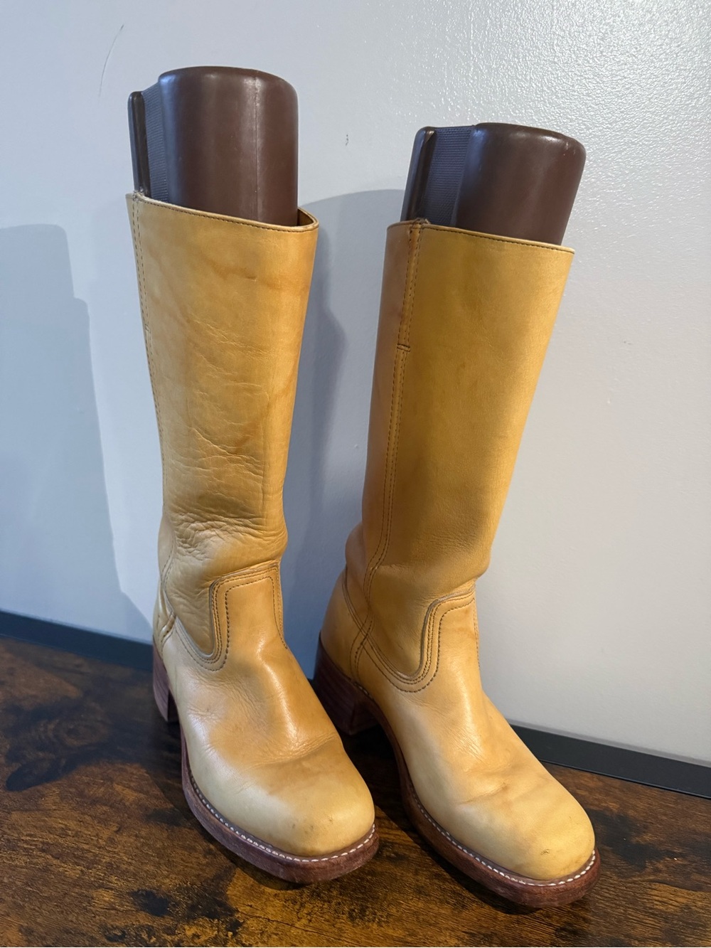 Authentic Frye Banana Campus Boots - Picture 6 of 11